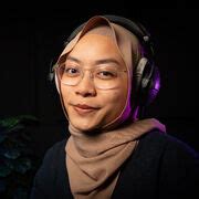 Nadia Ramlee .